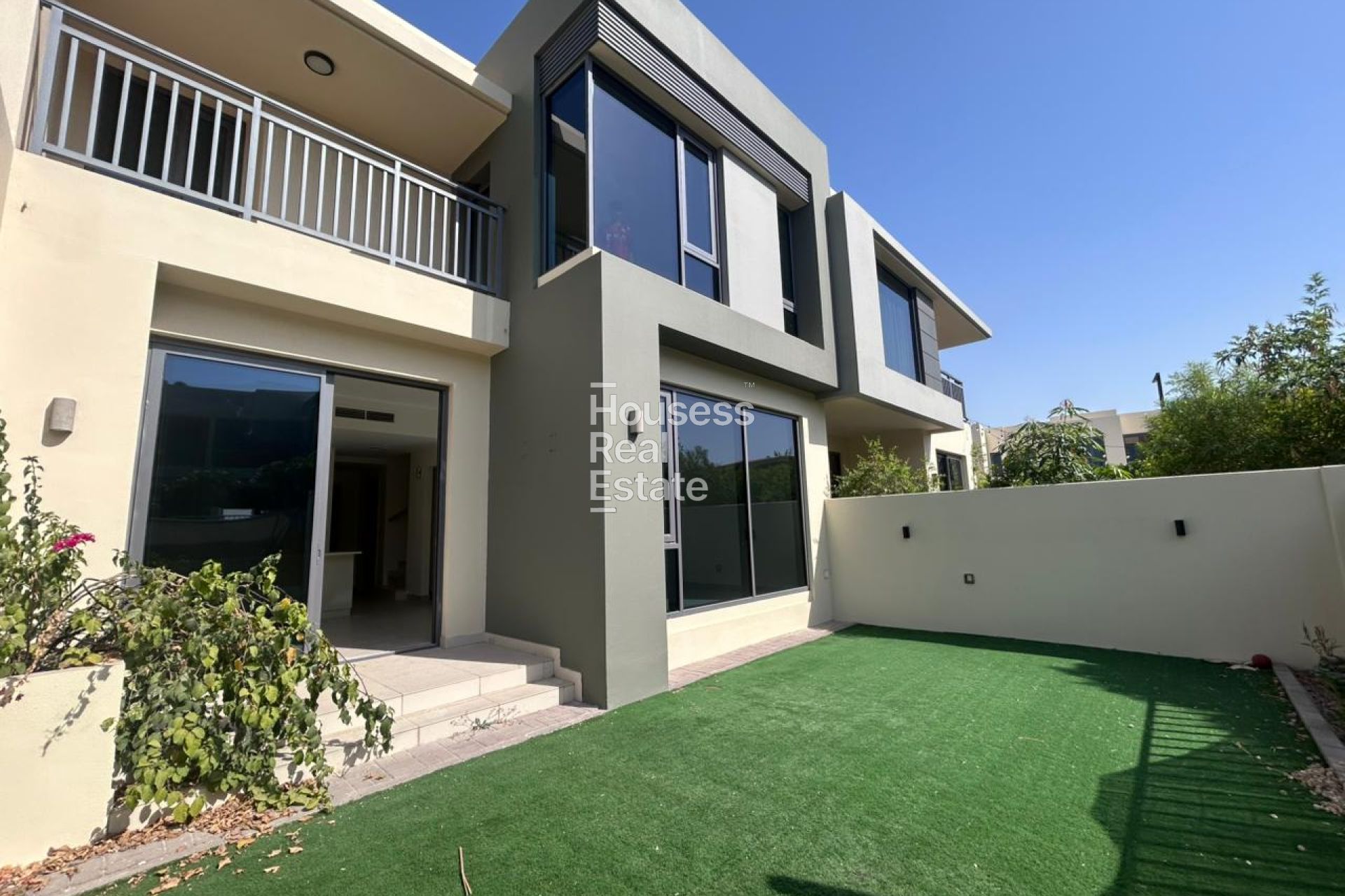 Townhouse for Rent ON GREEN BELT | READY TO MOVE | FEW OPTIONS