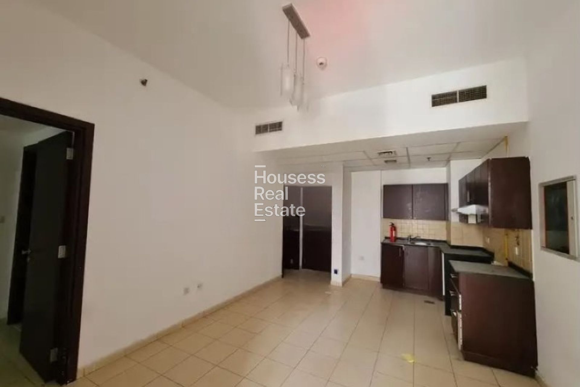 Apartment for Rent Vacant | Spacious | Prime Location