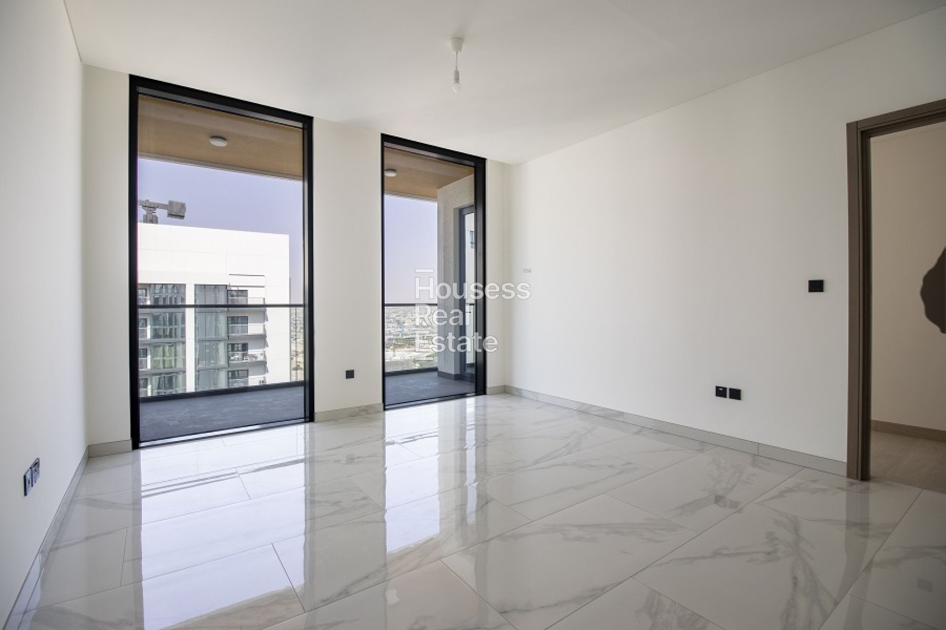 Apartment for Rent 2 Bed plus Maid and Store|Nice View|Negotiable