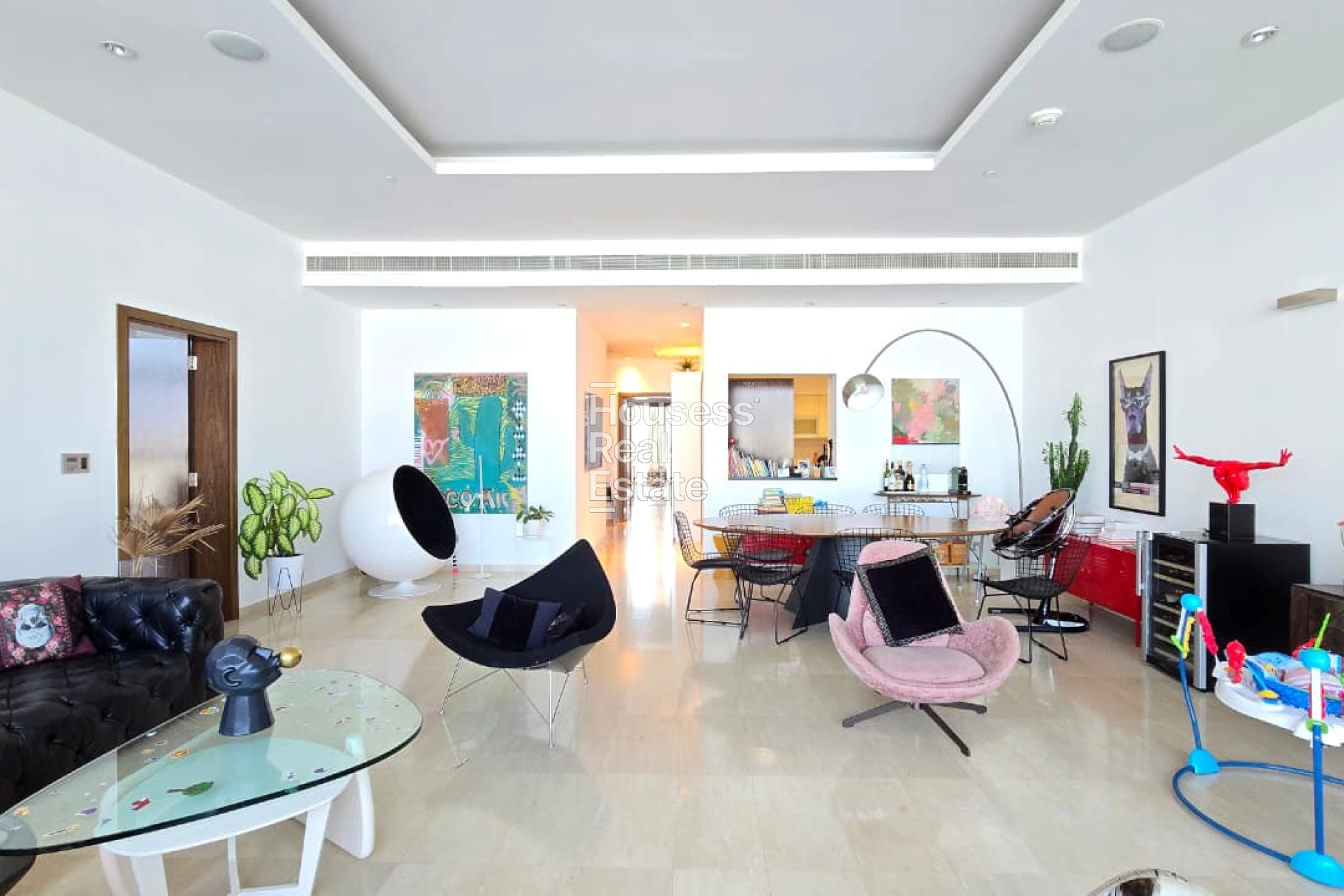 Photograph 2