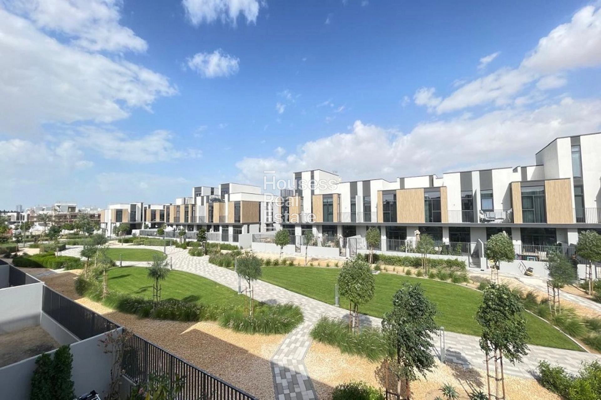 Townhouse for Rent in Mudon Al Ranim 1, Mudon Modern 3 BR plus Maid| G+1 | Family-Friendly Community