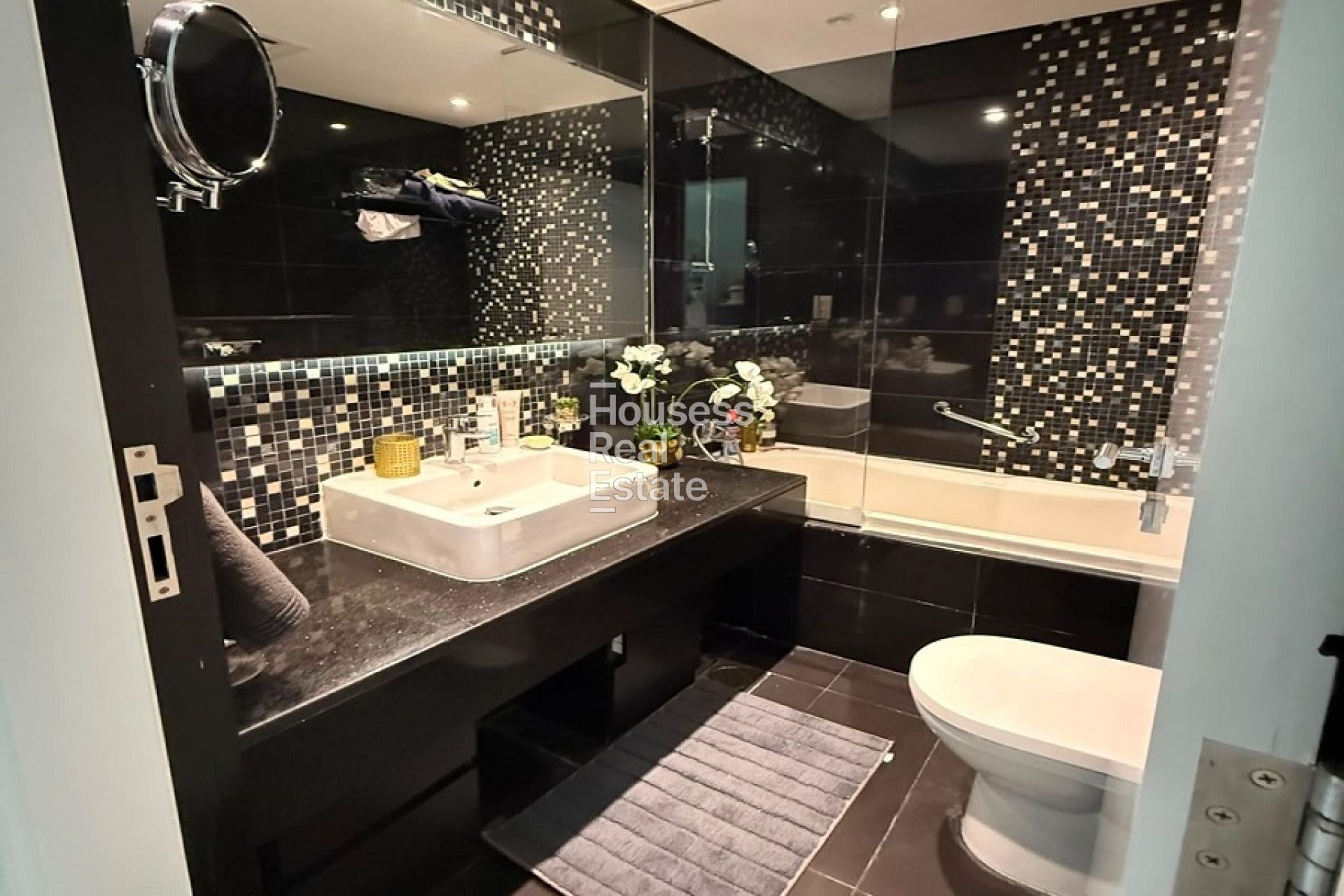 Apartment for Rent in Damac Maison The Vogue, Business Bay Fully Furnished 1BR|Prime Location|Canal View
