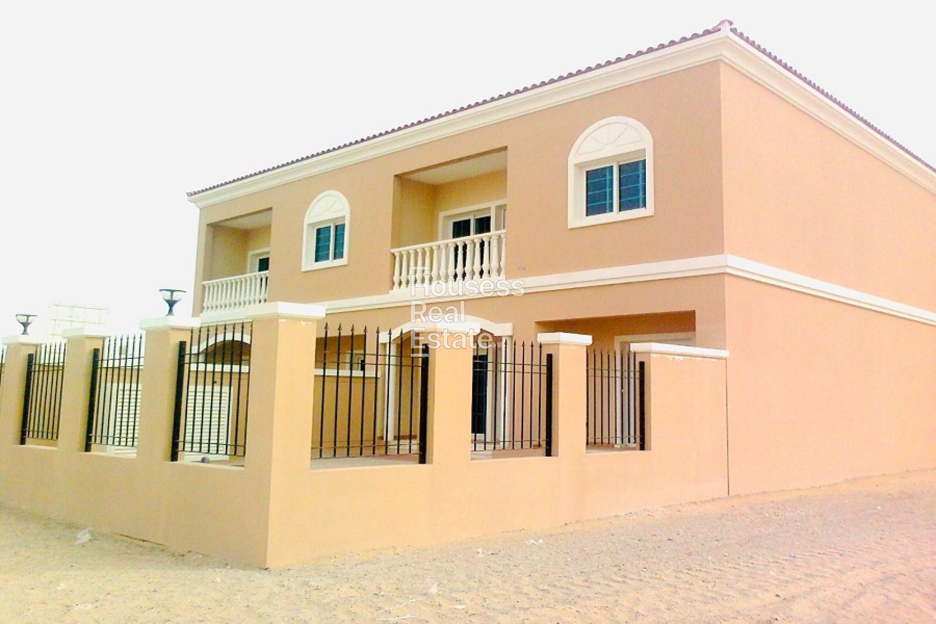 Villa for Rent Conner Villa With Garden | Vacant |3BR plus Maid