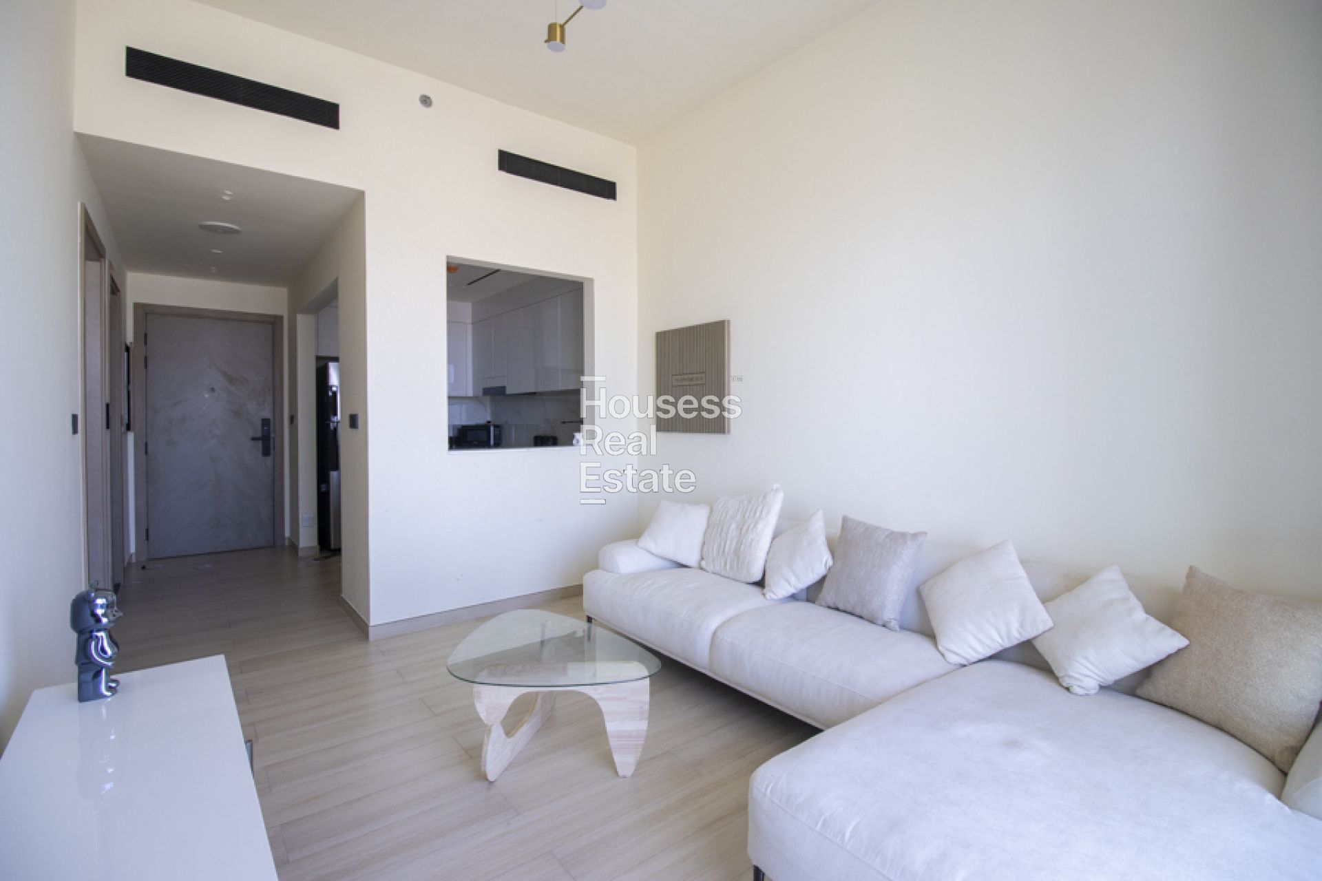 Apartment for Sale in Binghatti Heights, Jumeirah Village Circle NEGOTIABLE | VACANT | MARINA & JLT SKYLINE VIEWS
