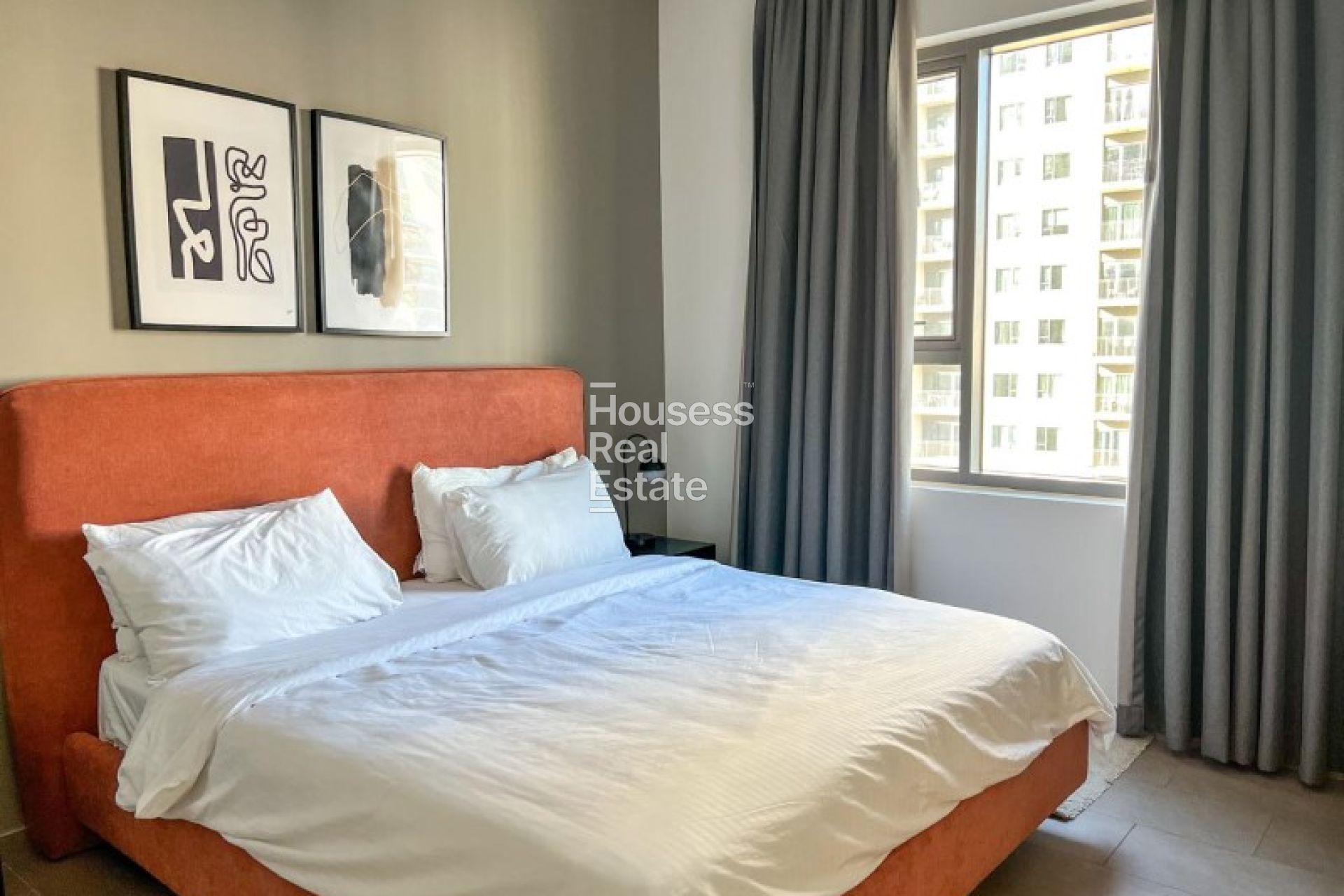 Apartment for Rent Spacious | Fully Fitted Kitchen | Near Mall