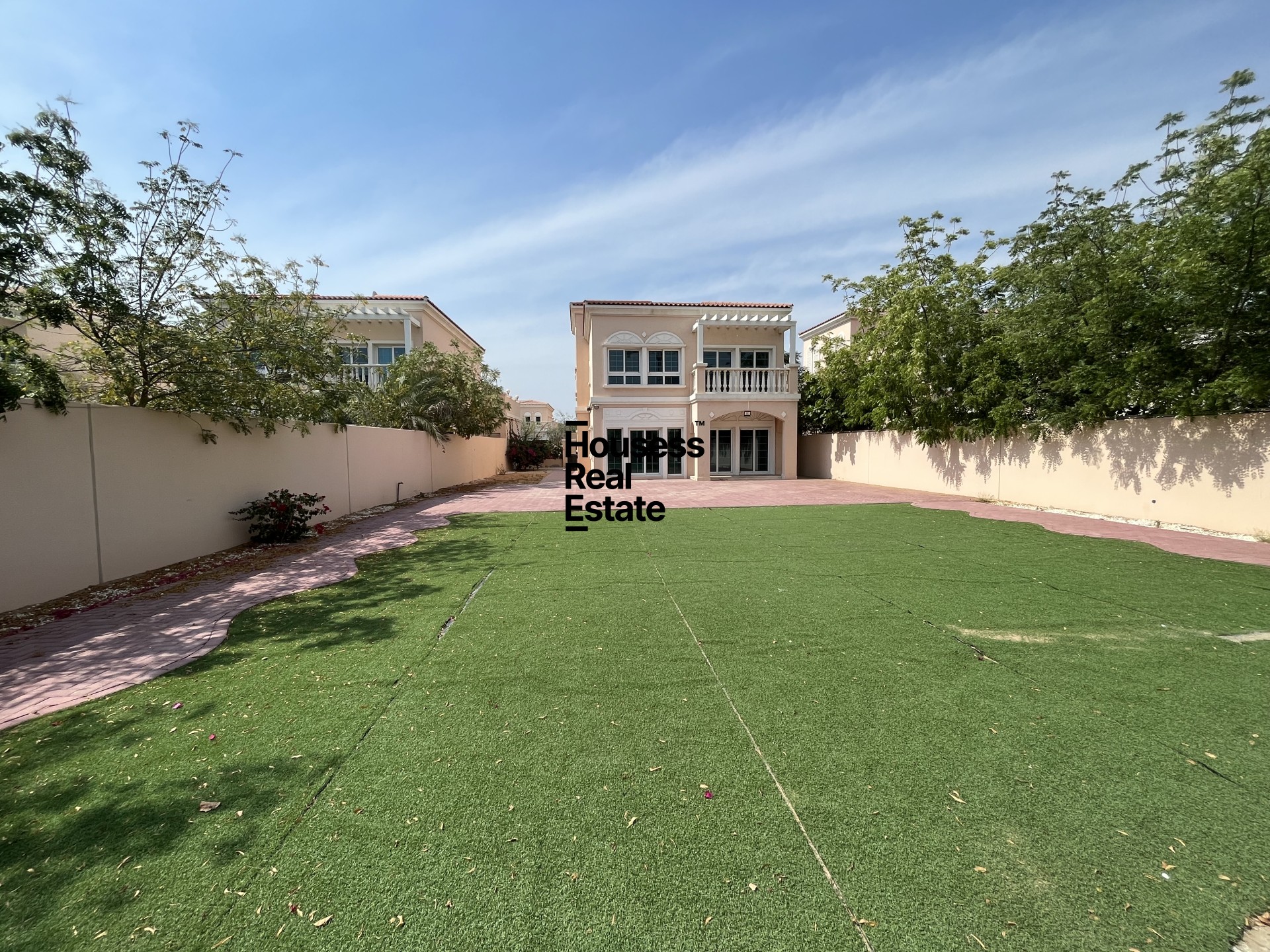 Villa for Sale EXTENDABLE | RENTED | VARIOUS OPTION