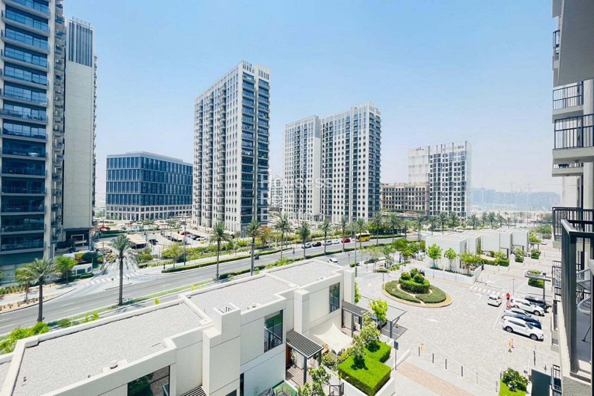 Apartment for Rent Beautiful Boulevard View | 4 Cheque Option Available