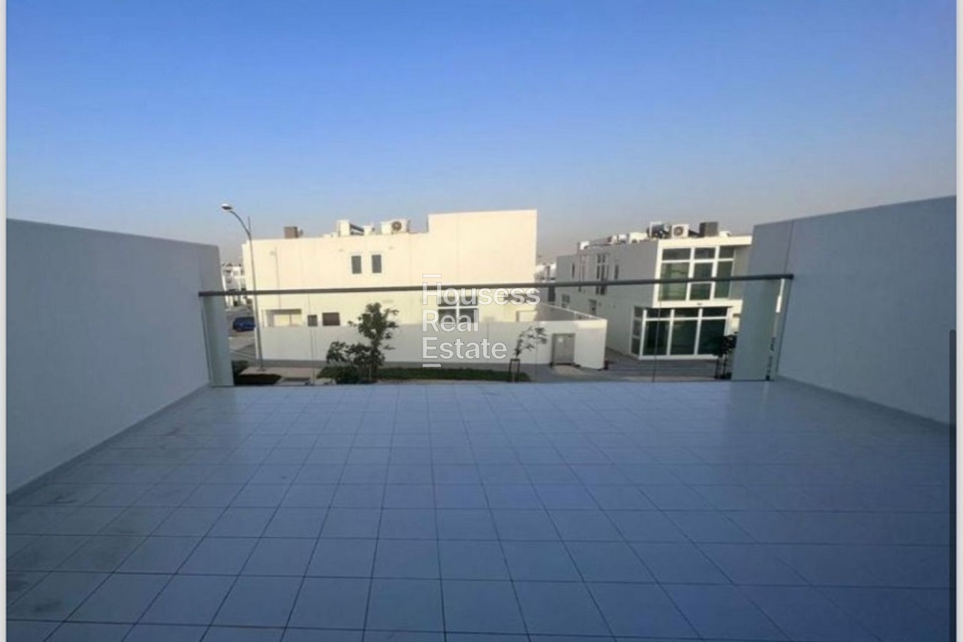 Photograph 18