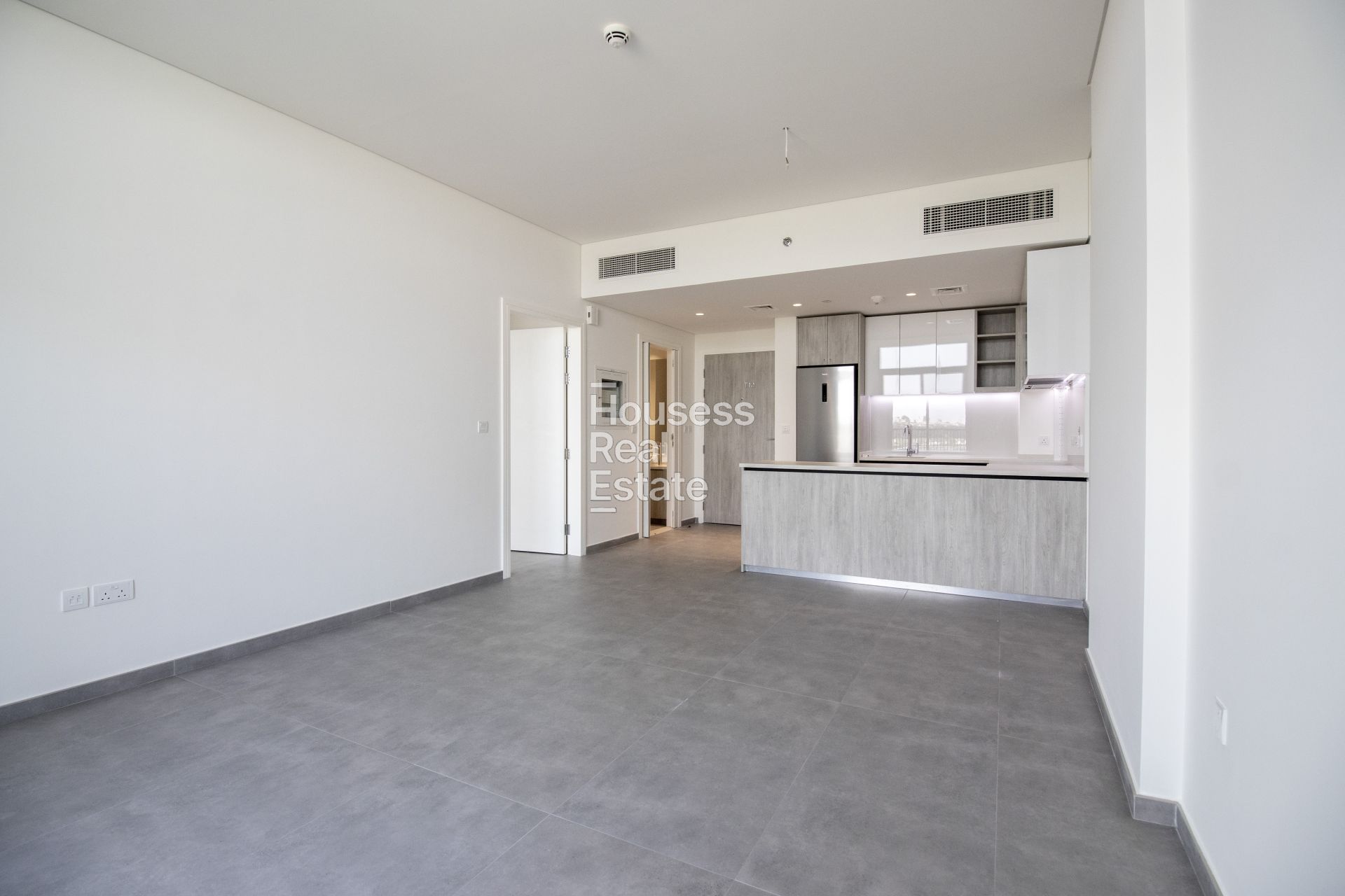 Apartment for Rent Brand-new never been used | Spacious Layout
