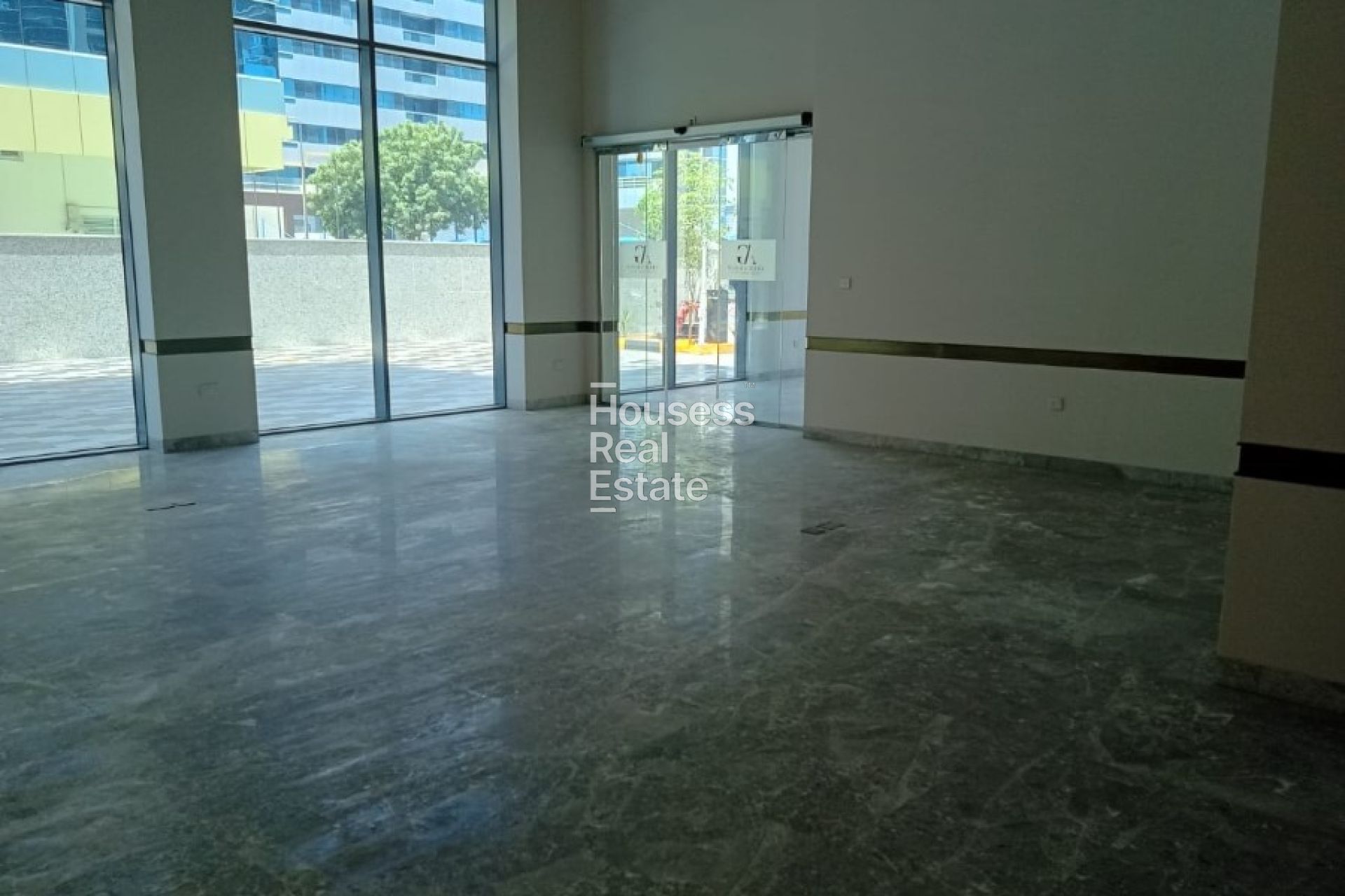 Photograph 3