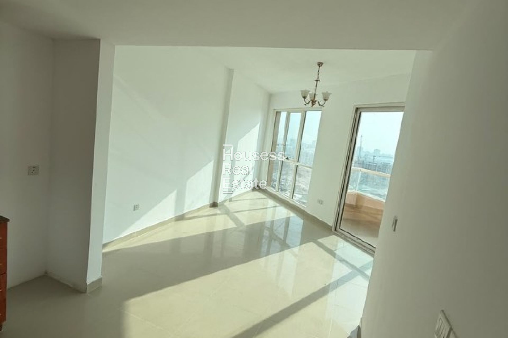 Apartment for Rent Lake View | High Floor | Unfurnished | 4 Cheques
