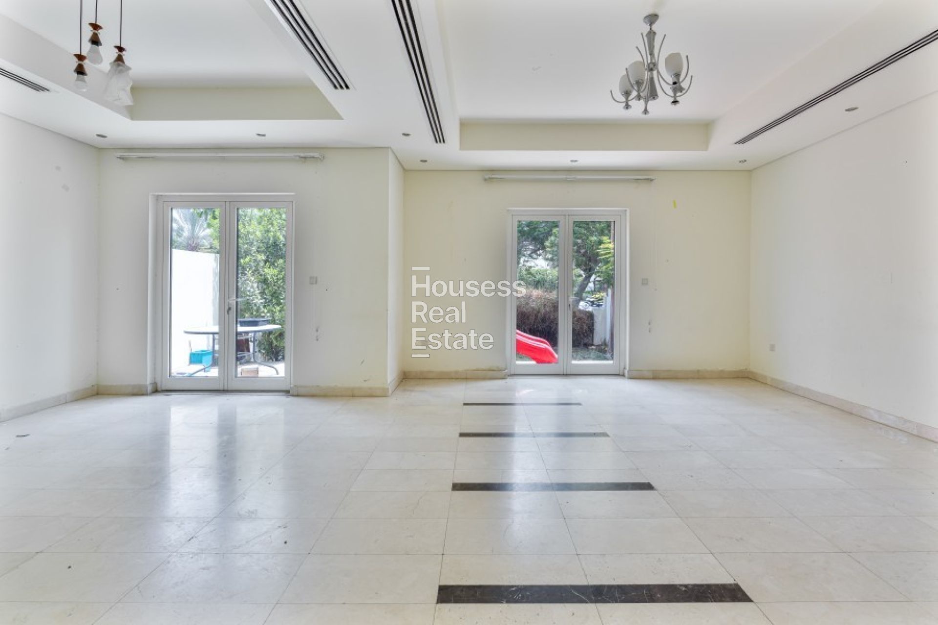 Townhouse for Rent Spacious 3BR plus Maid |Near Metro |Private Garden