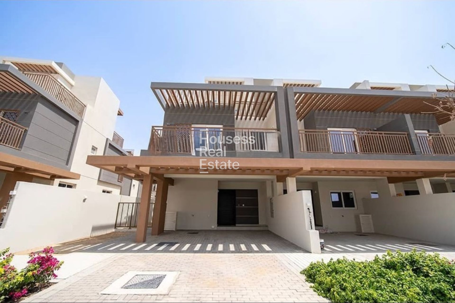 Townhouse for Rent Brand New Corner 4BR | Unfurnished | Vacant