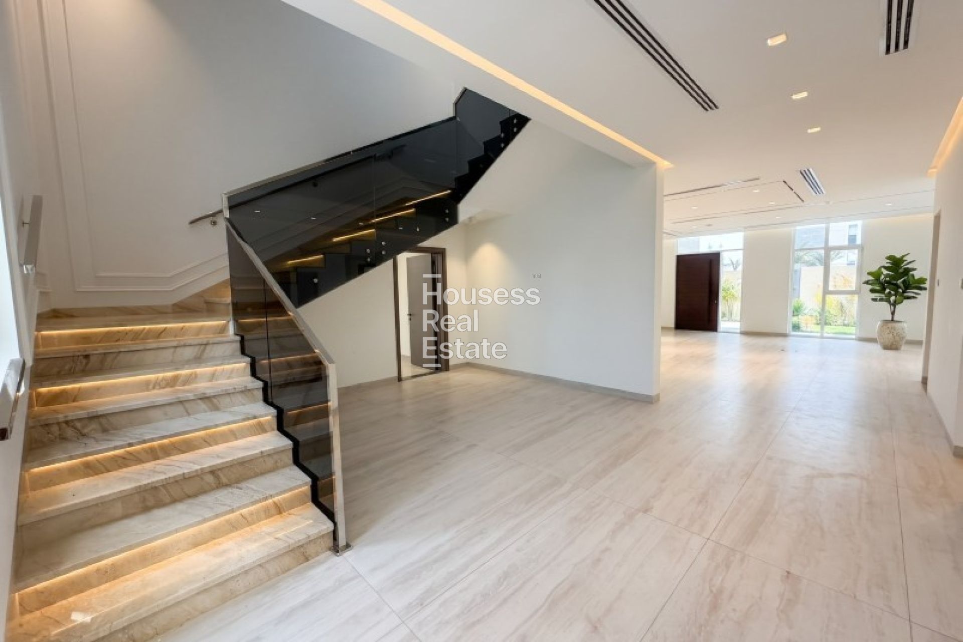Villa for Rent in Al Quoz 2, Al Quoz Spacious Villa | 2 Kitchens |Maid and Drivers Room