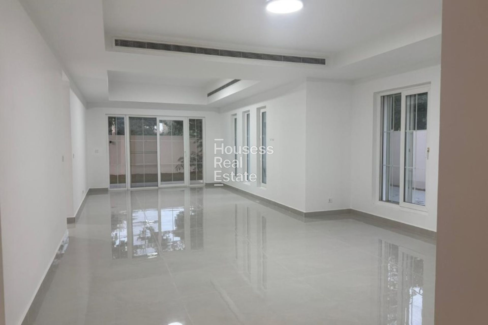 Villa for Rent Fully Upgraded 5 BR | Family Living | Spacious