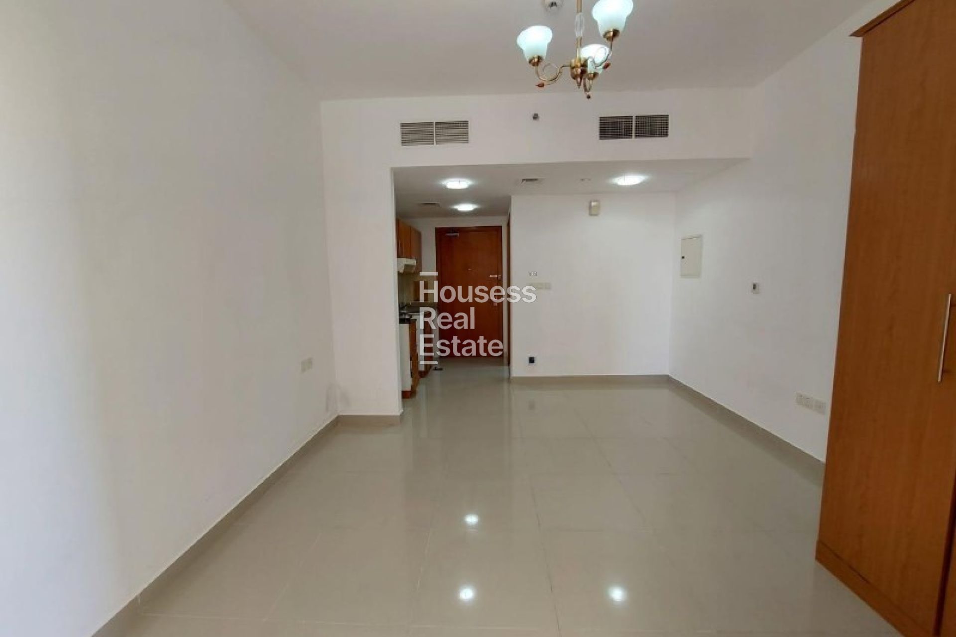 Apartment for Rent High Floor | Unfurnished | 4 Cheques