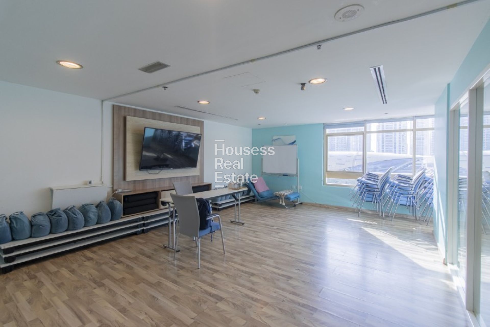 Office for Rent Near to Metro | Vacant | Prime Location