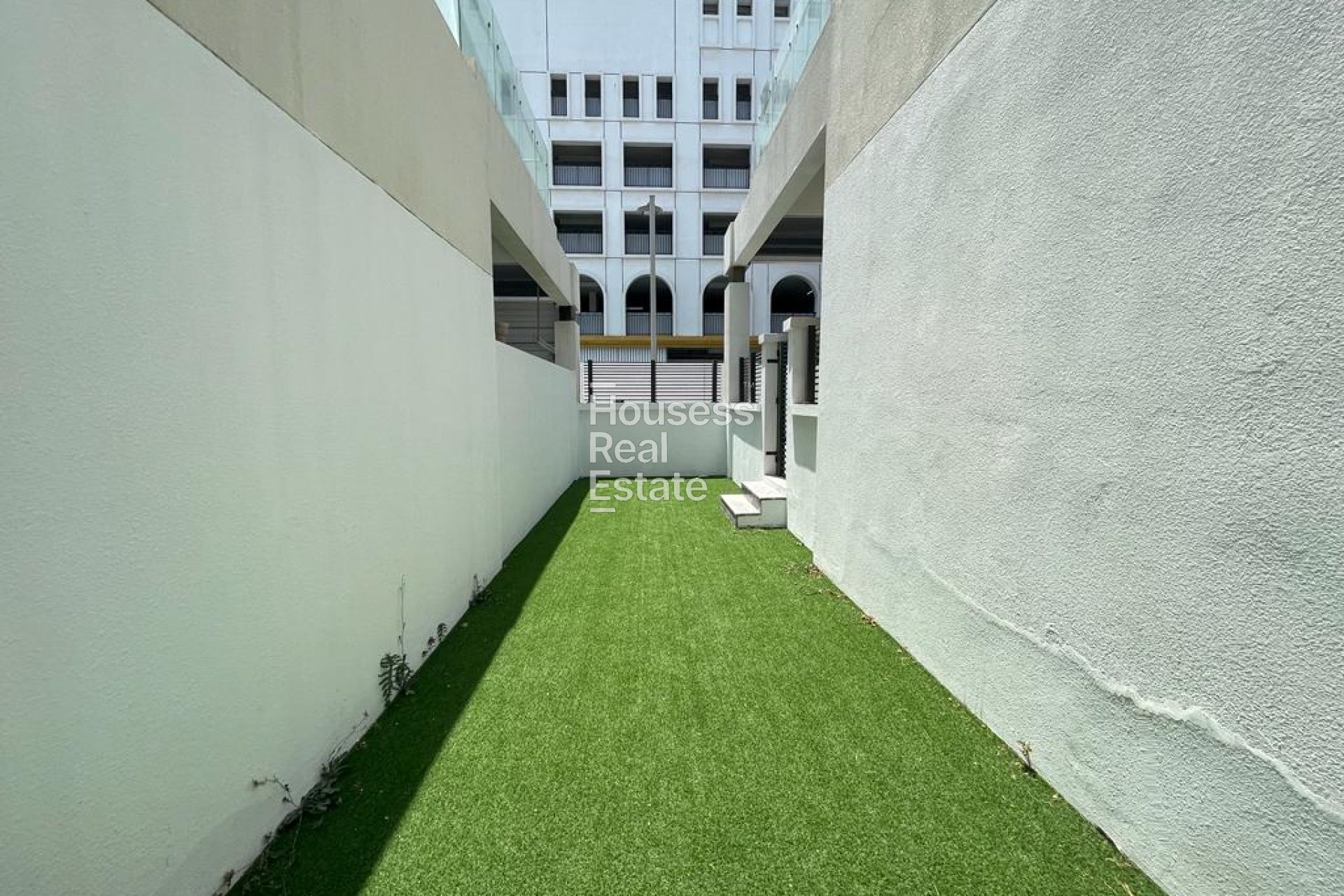 Photograph 3