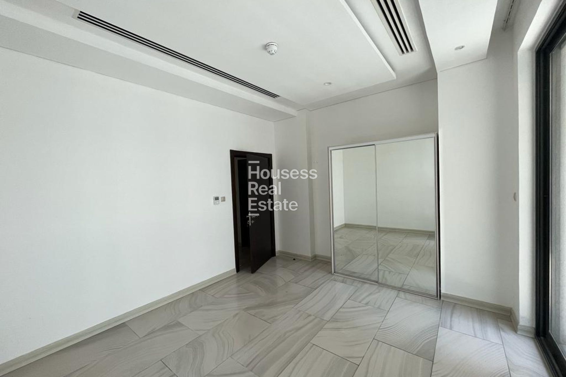 Photograph 21
