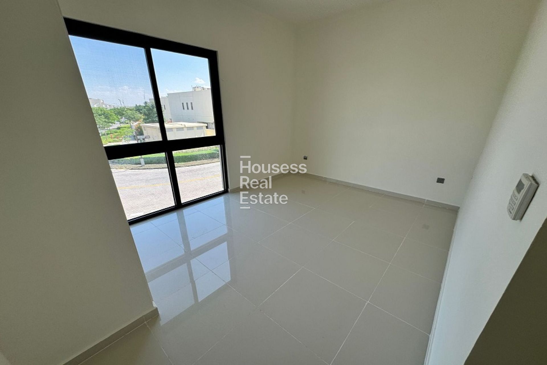 Townhouse for Rent 3 BED+MAIDS | BACK TO BACK | CORNER