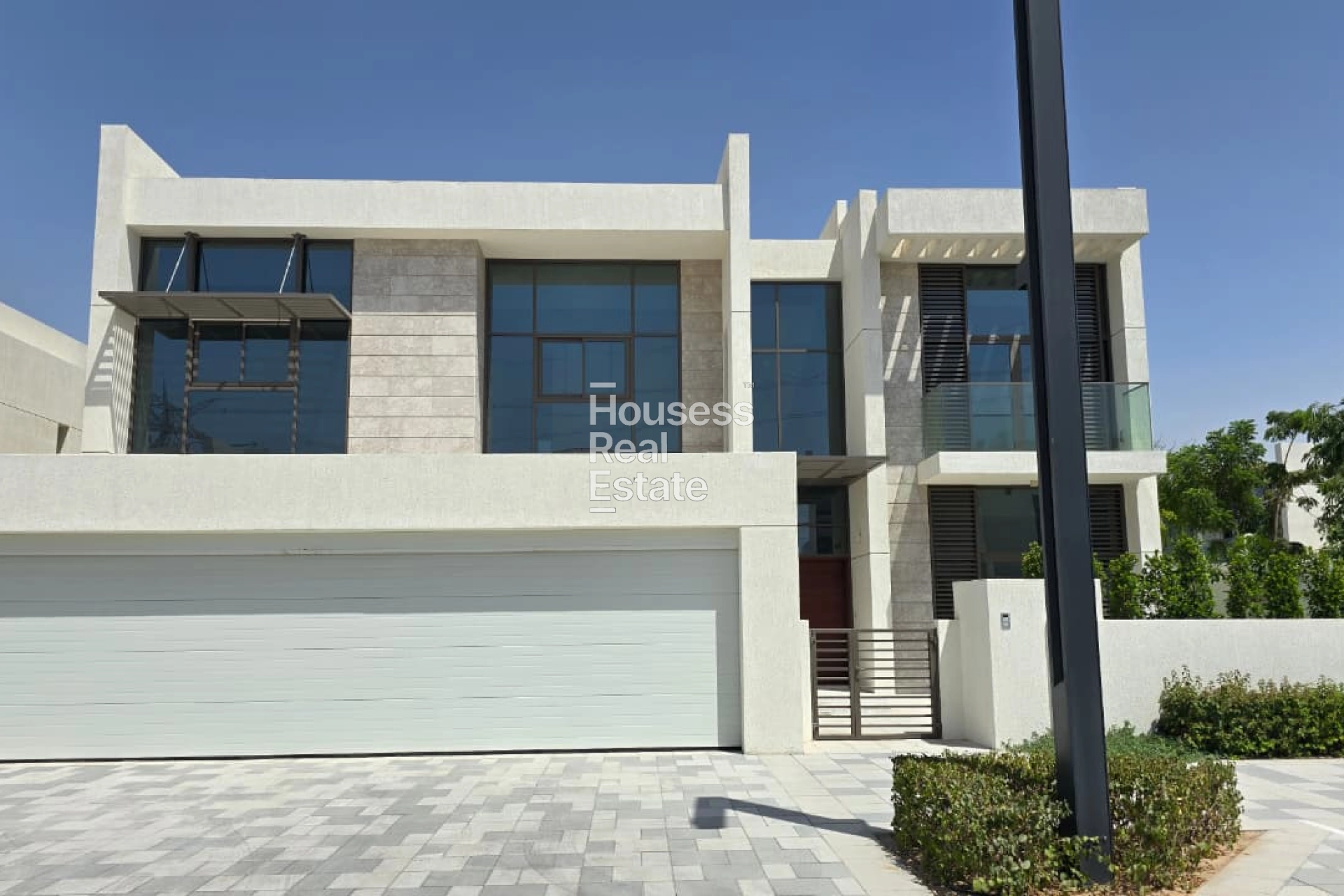 Villa for Rent in District One Phase III, Mohammed Bin Rashid City Large Plot | Single Row | Walk to lagoon
