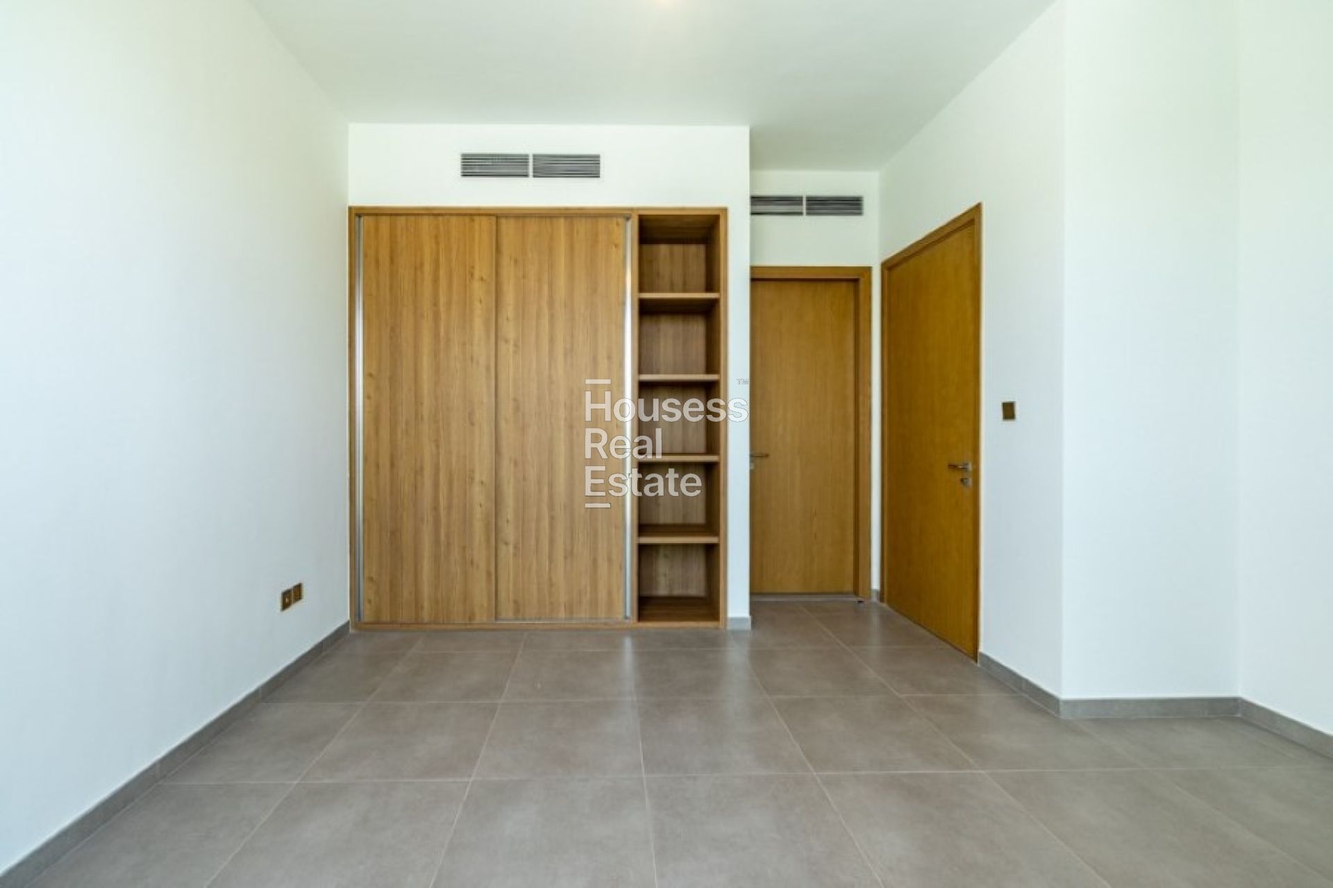 Townhouse for Rent in Jebel Ali Village Townhouses, Jebel Ali 4BR Luxury | Brand New | Vacant